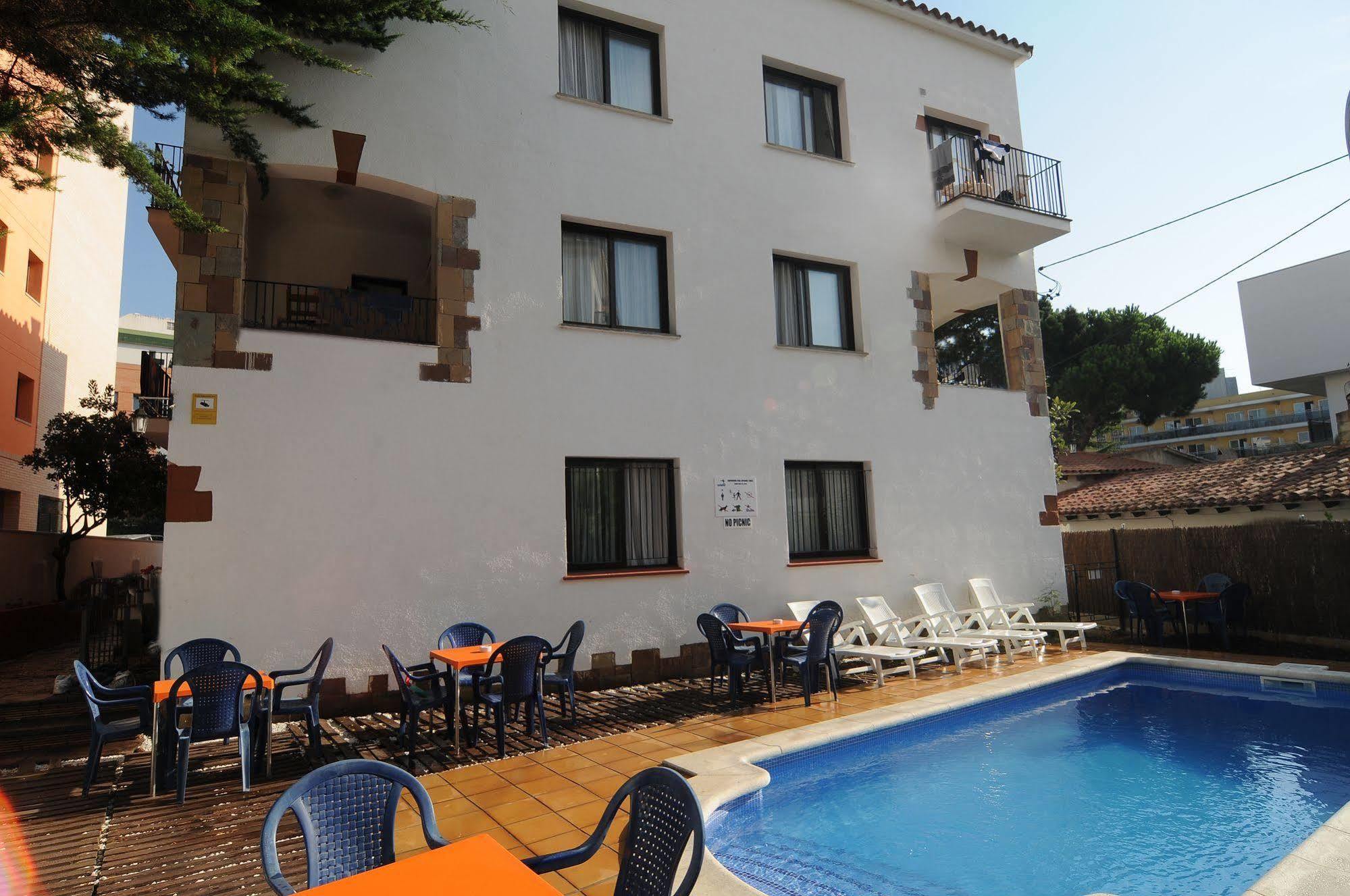 Apartamentos Ar Caribe Lloret de Mar Eksteriør billede